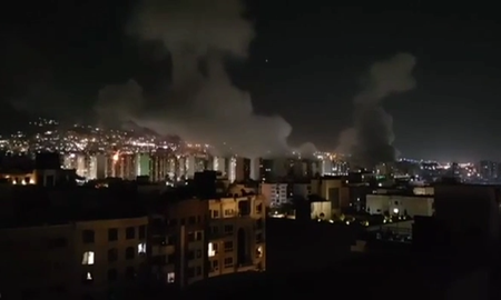 Fuertes explosiones en Teherán marcan un aumento en las tensiones entre Irán e Israel, que ejecutó un ataque preventivo ante una posible ofensiva iraní. Fuertes explosiones en Teherán marcan un aumento en las tensiones entre Irán e Israel, que ejecutó un ataque preventivo ante una posible ofensiva iraní.