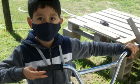 Tiene 7 años, le robaron la bicicleta y una vecina solidaria le regaló una nueva Tiene 7 años, le robaron la bicicleta y una vecina solidaria le regaló una nueva