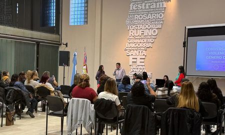 La jornada se llevó a cabo el último jueves, con una importante participación de distintas secretarías y áreas de género de los sindicatos adheridos a Festram. La jornada se llevó a cabo el último jueves, con una importante participación de distintas secretarías y áreas de género de los sindicatos adheridos a Festram.