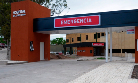 El escape ocurrió el viernes cuando personal del Instituto de Menores Valentín Vergara trasladaron al aprehendido Guillermo Burgos (19) al Hospital Penna, ubicado en las calles Laínez y Necochea, sin custodia policial. El escape ocurrió el viernes cuando personal del Instituto de Menores Valentín Vergara trasladaron al aprehendido Guillermo Burgos (19) al Hospital Penna, ubicado en las calles Laínez y Necochea, sin custodia policial.