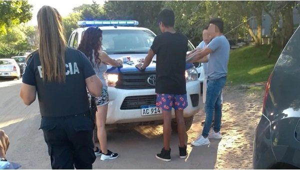 Golpe a los roba coches en Cariló: caen cuatro colombianos con inhibidores de alarmas