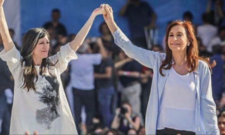 Alberto tendría que sentarse con Cristina y decir ‘qué hacemos’ y actuar en consecuencia, sostuvo la diputada kirchnerista Fernanda Vallejos. Alberto tendría que sentarse con Cristina y decir ‘qué hacemos’ y actuar en consecuencia, sostuvo la diputada kirchnerista Fernanda Vallejos.