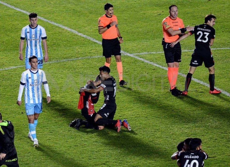 Colón campeón del fútbol argentino.&nbsp;