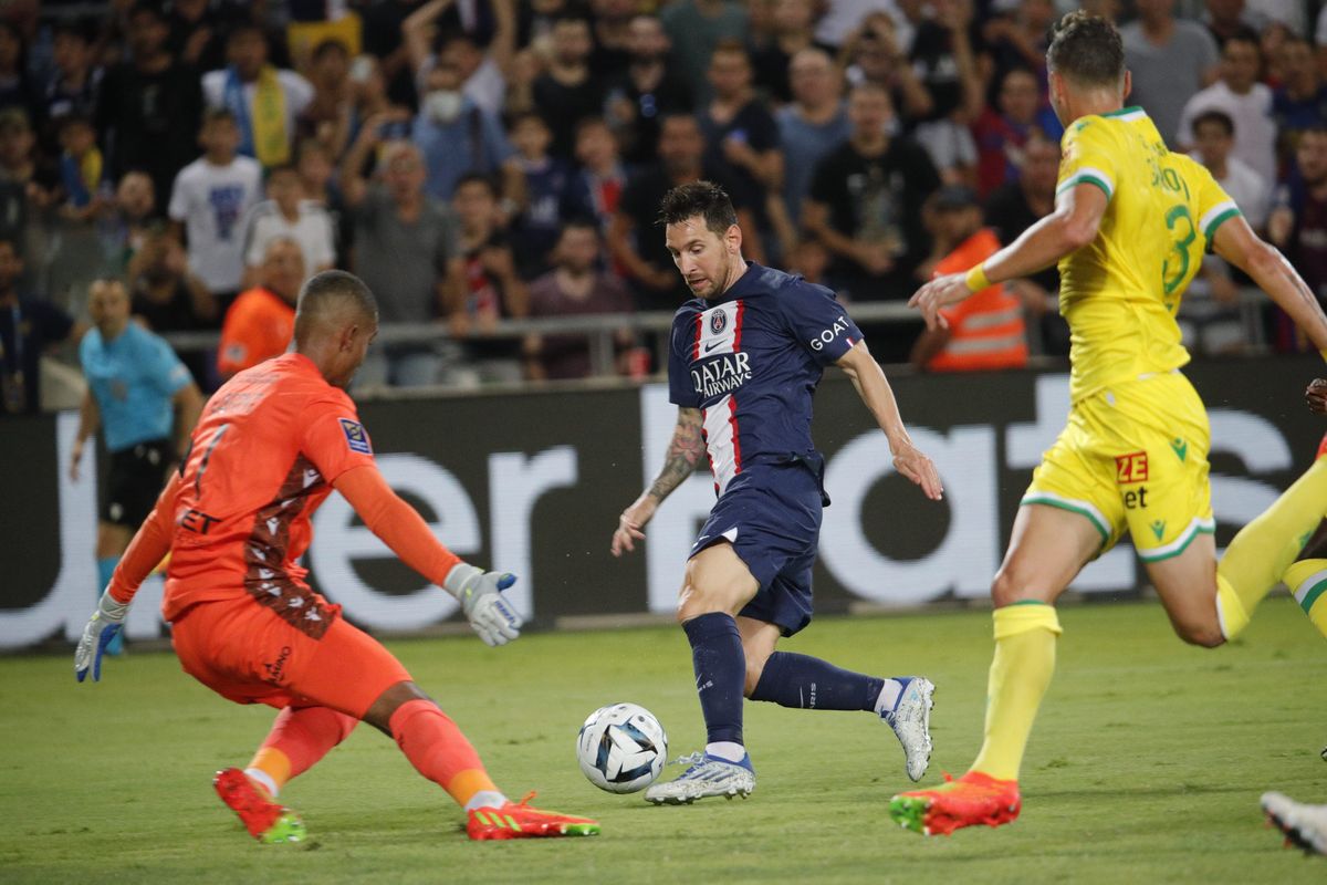 Lionel Messi anotó el primer gol de Paris Saint-Germain en la goleada ante Nantes por el Trofeo de Campeones de Francia.