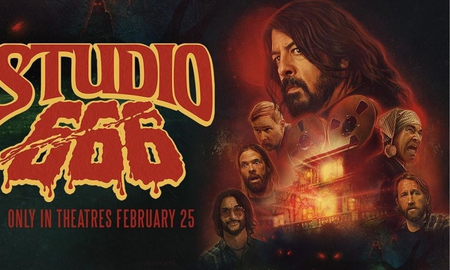 El primer tráiler oficial de Studio 666, una película que muestra cómo sería producir un disco en una casa embrujada, con Foo Fighters como protagonista. El primer tráiler oficial de Studio 666, una película que muestra cómo sería producir un disco en una casa embrujada, con Foo Fighters como protagonista.