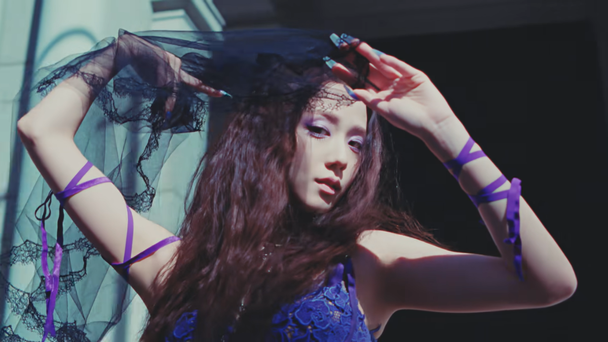 Kpop: Jisoo de BLACKPINK debutó en solitario y deslumbró a los fans