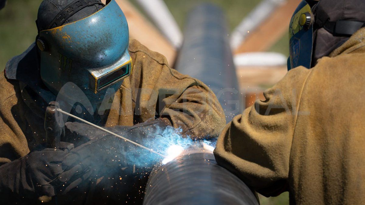 Las cuadrillas de la obra ya soldaron 4.000 metros del futuro Gasoducto Gran Santa Fe.