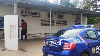 Violento ataque en San José del Rincón: dispararon y golpearon a una mujer en la puerta de su casa