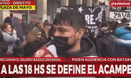 El manifestante suplente que se volvió viral. El manifestante suplente que se volvió viral.