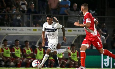gimnasia y argentinos empataron en un entretenido partido en el bosque gimnasia y argentinos empataron en un entretenido partido en el bosque