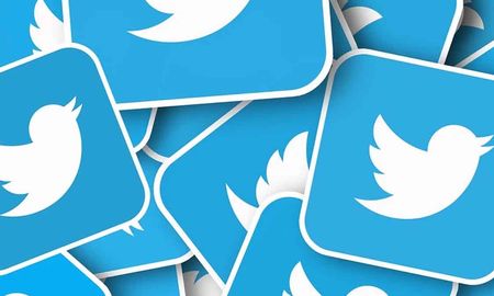 Twitter Twitter