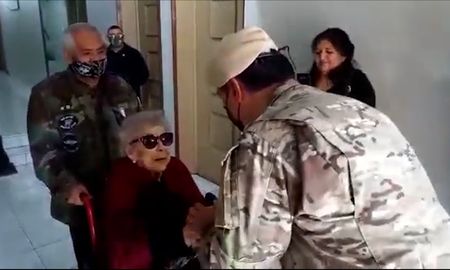 La banda de música de la VIII Brigada de Montaña le brindó un emotivo homenaje a María Delicia Rearte. La banda de música de la VIII Brigada de Montaña le brindó un emotivo homenaje a María Delicia Rearte.