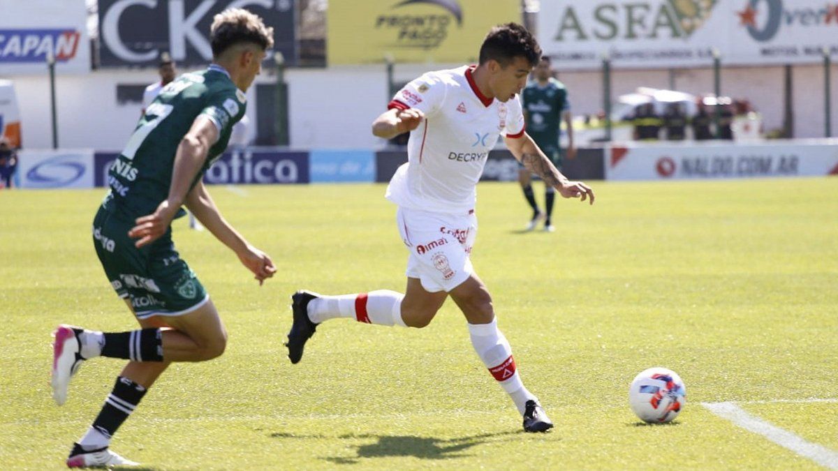 Huracán y Sarmiento empataron 0-0 en un discreto partido por el Torneo de la Liga Profesional.