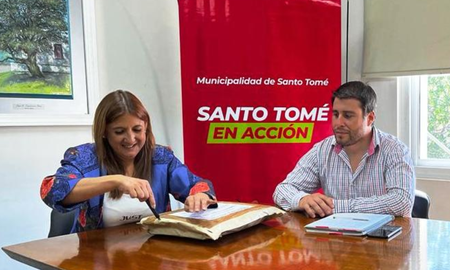 La Municipalidad de Santo Tomé licitó una nueva etapa de la repavimentación del Acceso Norte y colectoras. La Municipalidad de Santo Tomé licitó una nueva etapa de la repavimentación del Acceso Norte y colectoras.