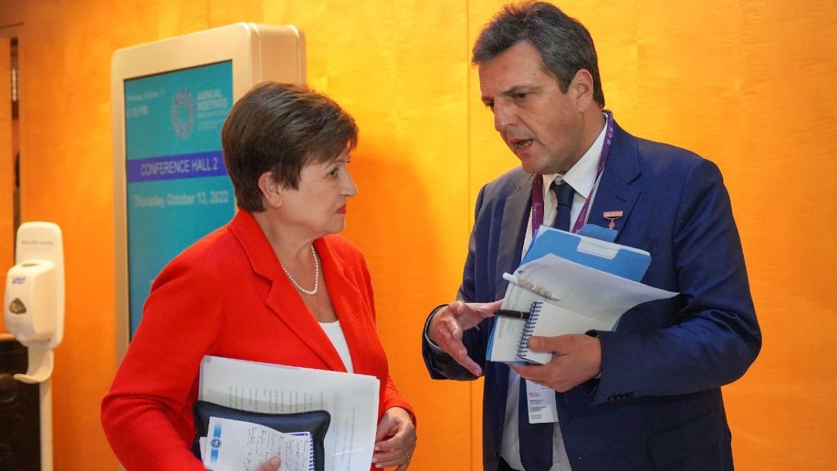 Sergio Massa junto a la directora gerente​ del Fondo Monetario Internacional Kristalina Georgieva.