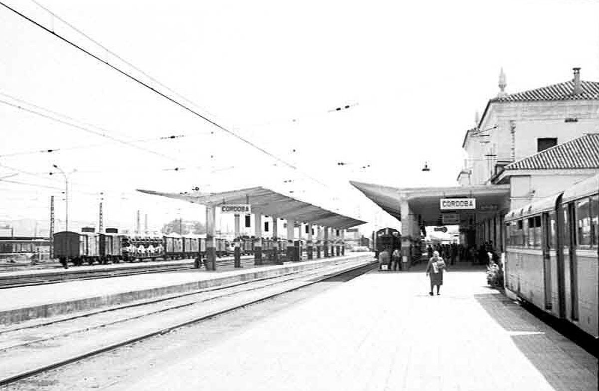 La antigua Estación de Córdoba, en los años 1960 o 1970. La antigua Estación de Córdoba, en los años 1960 o 1970.