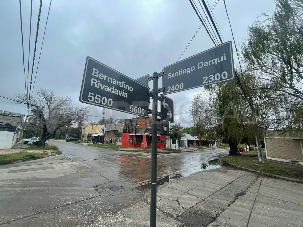 Un intento de entradera en manada alertó a los vecinos de barrio Sargento Cabral en horas de la madrugada.