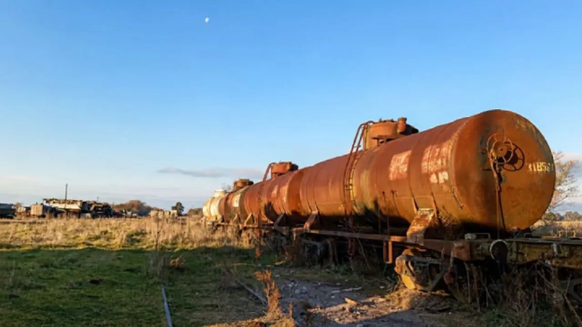 La difusión en plataformas digitales transformó a la playa de maniobras en un punto de interés fotográfico para viajeros interesados en la arqueología industrial. La difusión en plataformas digitales transformó a la playa de maniobras en un punto de interés fotográfico para viajeros interesados en la arqueología industrial.
