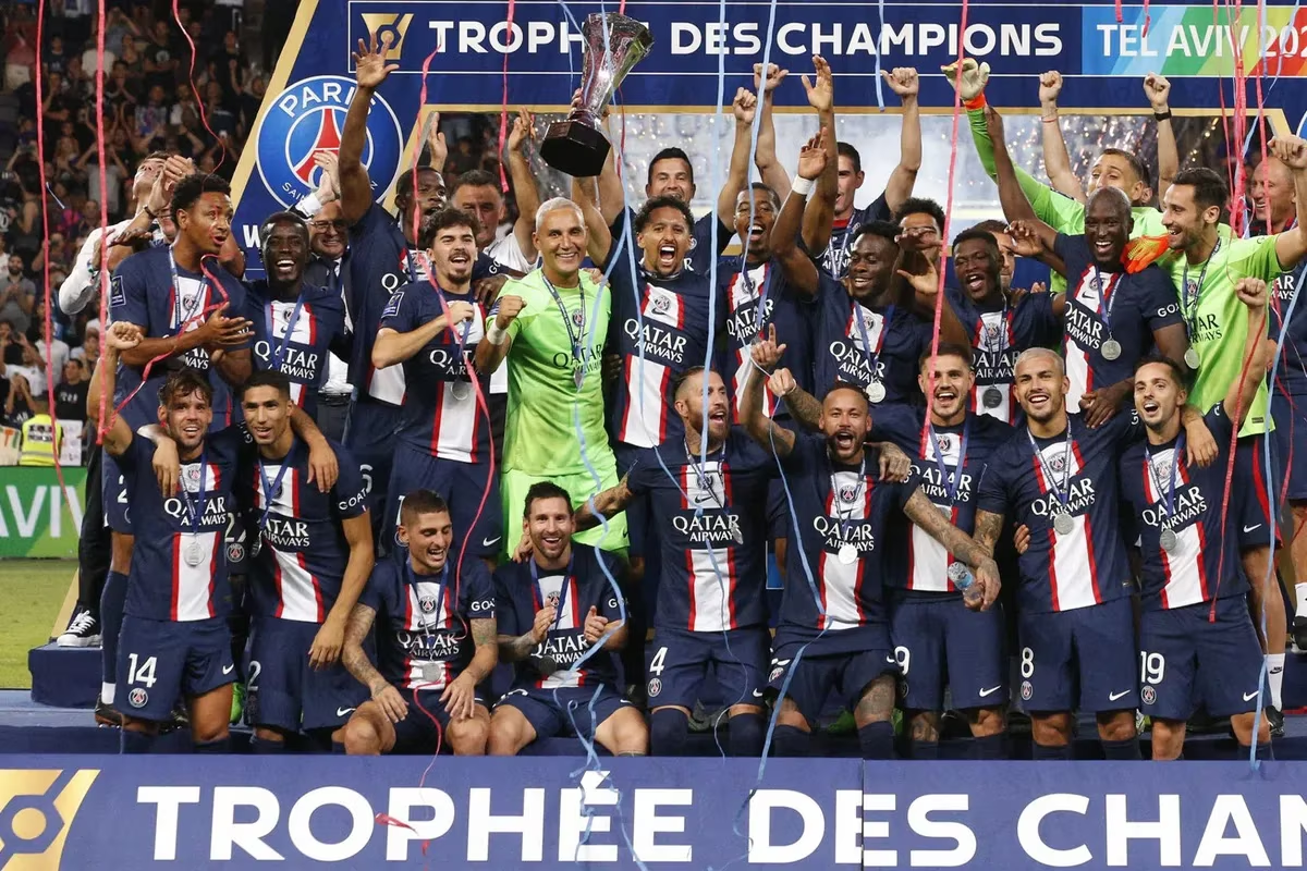 Lionel Messi busca un nuevo título en el PSG de Francia.