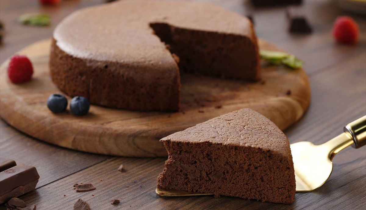 Bizcochuelo de café sin horno: la receta con tan solo 4 ingredientes