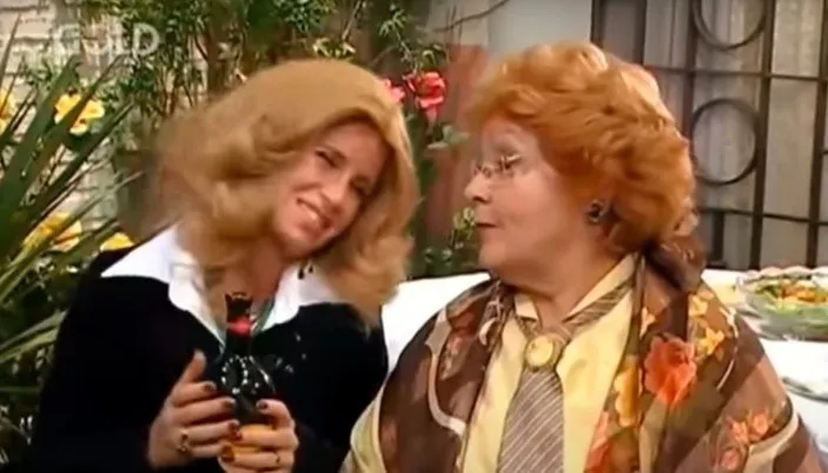 Mabel Pessen junto a Florencia Peña en "Casados con Hijos". 