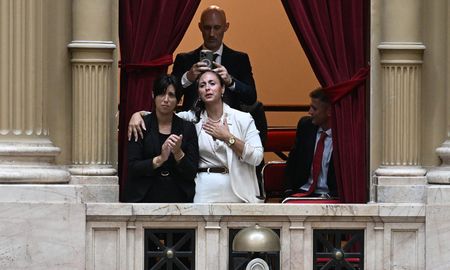 Familiares de Jeremías Monzón durante la aprobación de la Ley Penal Juvenil en el Congreso. Familiares de Jeremías Monzón durante la aprobación de la Ley Penal Juvenil en el Congreso.