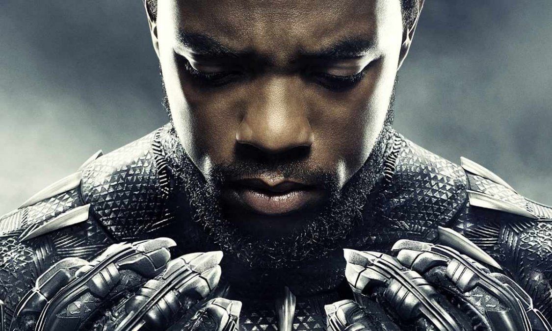 Chadwick Boseman como "Black Panther".