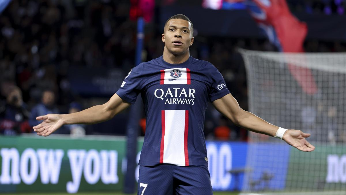 La dueños qataríes del Paris Saint-Germain recibieron con estupor la notificación de la estrella Kylian Mbbapé.