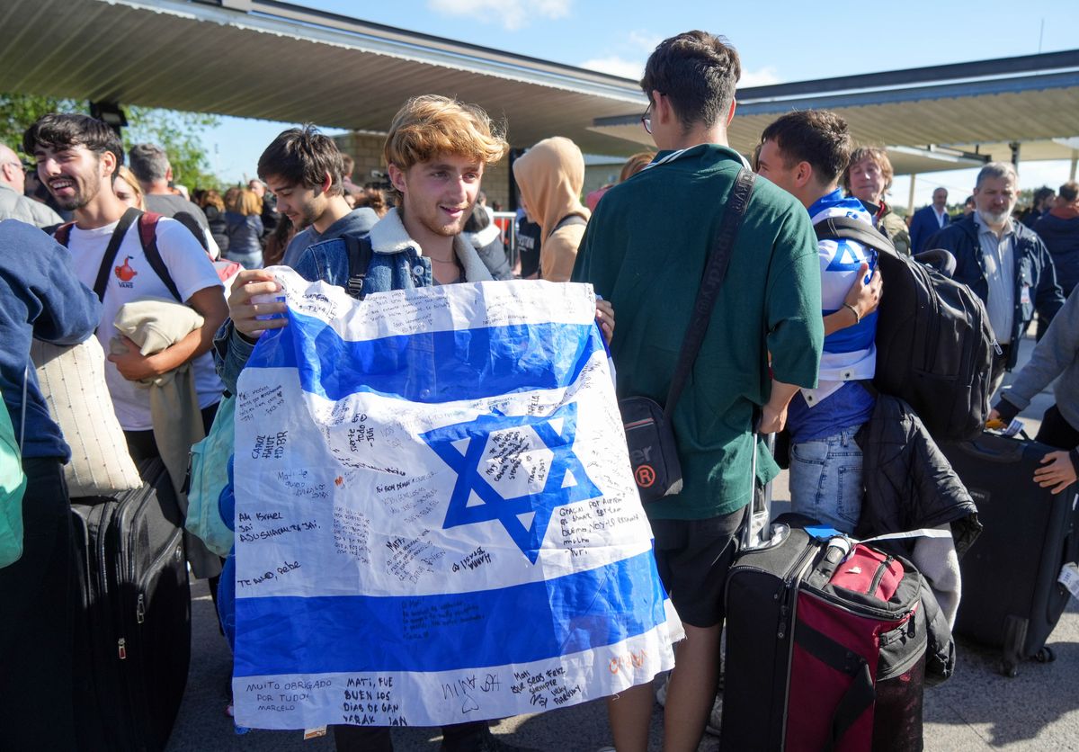 Más de 500 argentinos ya regresaron al país desde Israel.
