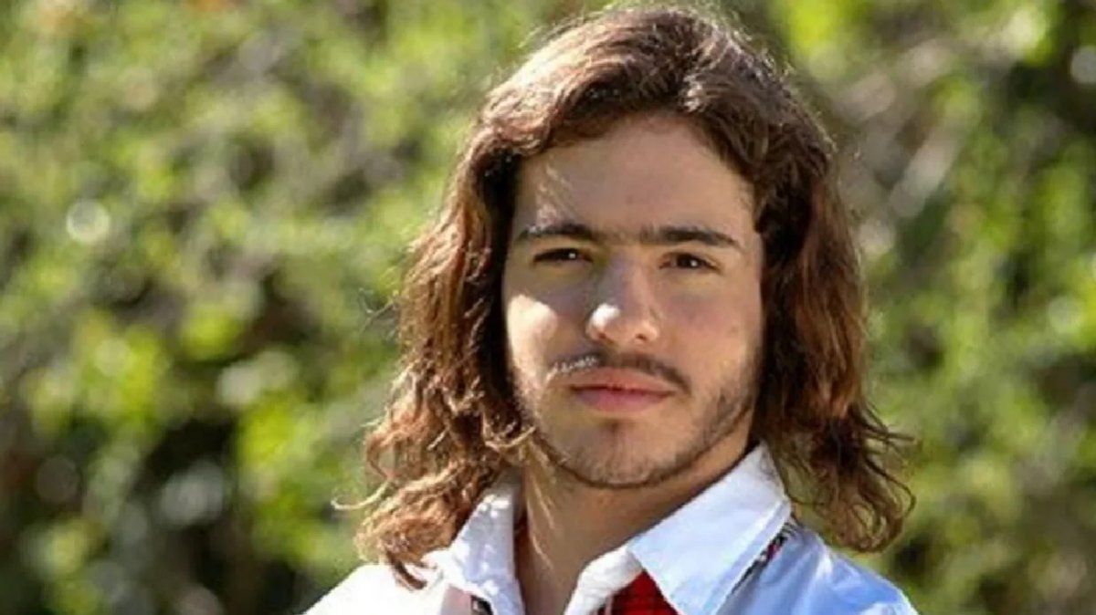 Qué es de la vida de Elías Viñoles