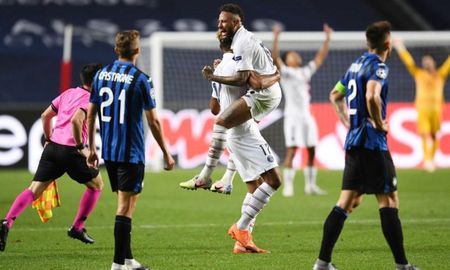 Con dos goles sobre el final del encuentro, Paris Saint - Germain finalizó con la cenicienta del torneo. Con dos goles sobre el final del encuentro, Paris Saint - Germain finalizó con la cenicienta del torneo.
