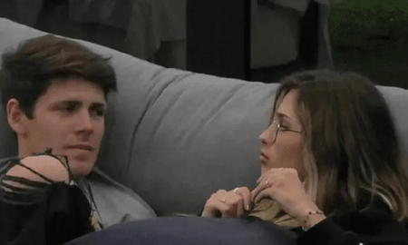 Marcos Ginocchio y Julieta Poggio compartieron un íntimo momento en los Martín Fierro e ilusionaron a los fans Marcos Ginocchio y Julieta Poggio compartieron un íntimo momento en los Martín Fierro e ilusionaron a los fans