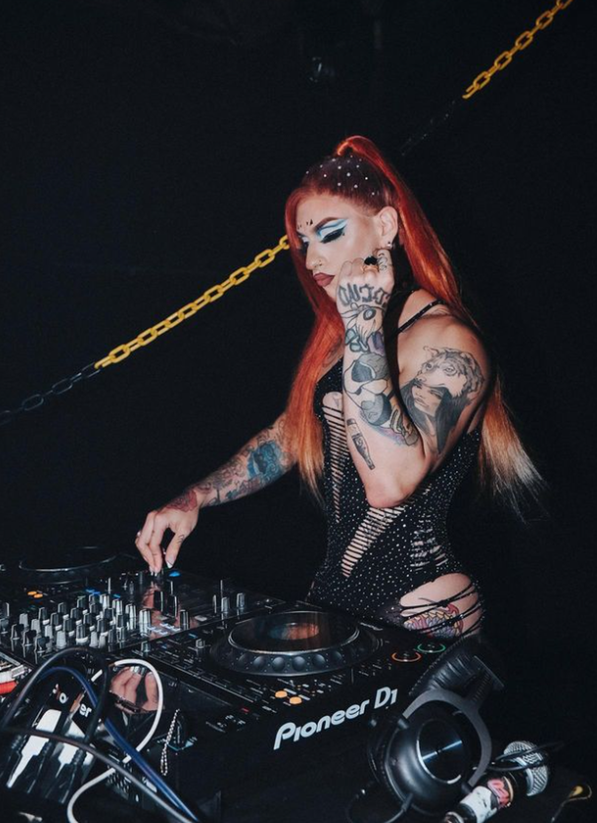 Las fotos hot de Dyhzy, el hijo de Alberto Fernández.