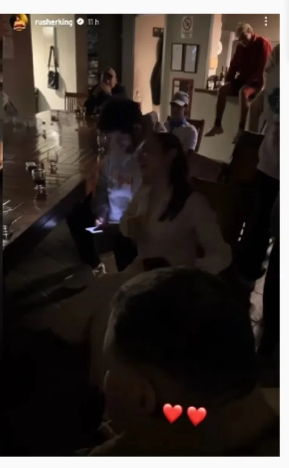 EL PIROPO DE RUSHERKING A LA CANTANTE MEXICANA. 