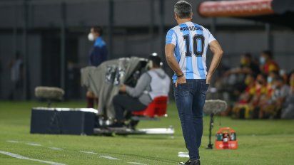 Copa Libertadores: Renato Gaúcho dirigió a Gremio con la camiseta de Maradona