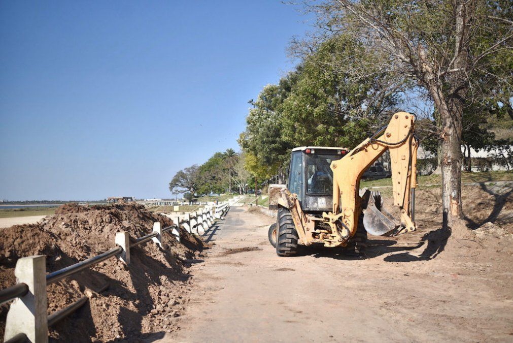 El Municipio de la ciudad de Santa Fe comenzó a reacondicionar las playas y parques para la temporada de verano 2021-2022.