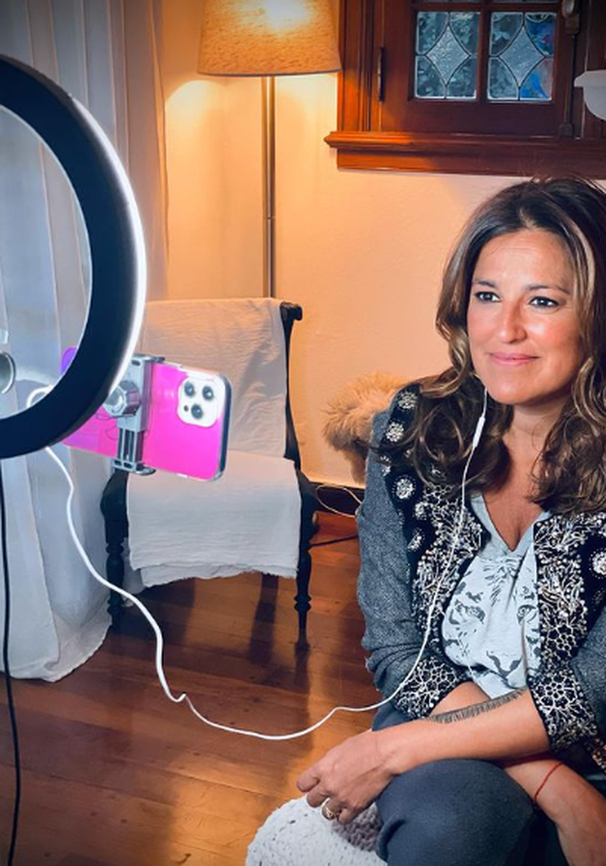 En varias oportunidades, Maju Lozano hizo su programa “Todas las tardes” desde el living de su casa. En varias oportunidades, Maju Lozano hizo su programa “Todas las tardes” desde el living de su casa.