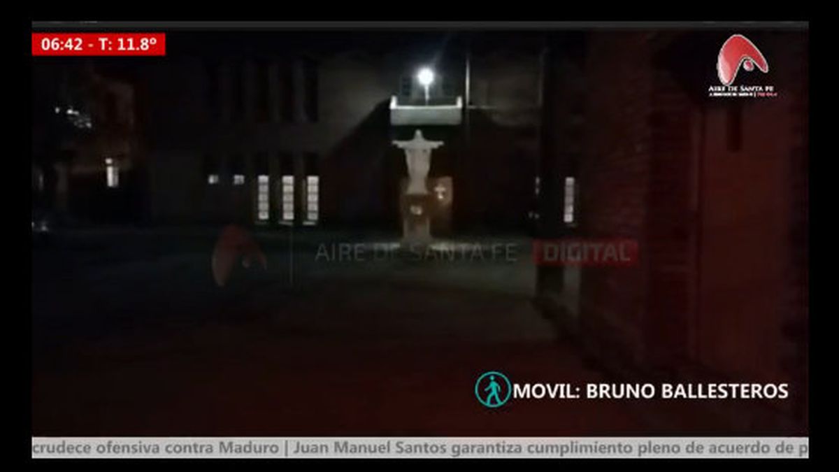 Encontraron un hombre herido en la puerta de un colegio
