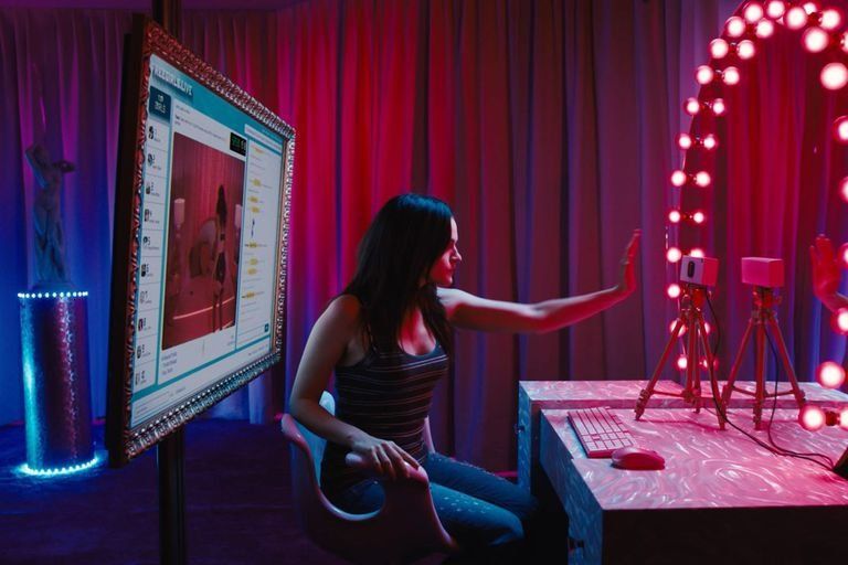 7 Razones por las que “Cam” es la mejor película de terror de Netflix en mucho tiempo