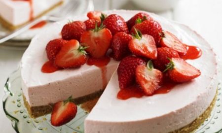 Un postre dulce y frutal para compartir en familia. Un postre dulce y frutal para compartir en familia.