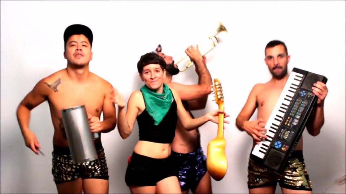 Sudor Marika estrena un documental sobre la banda