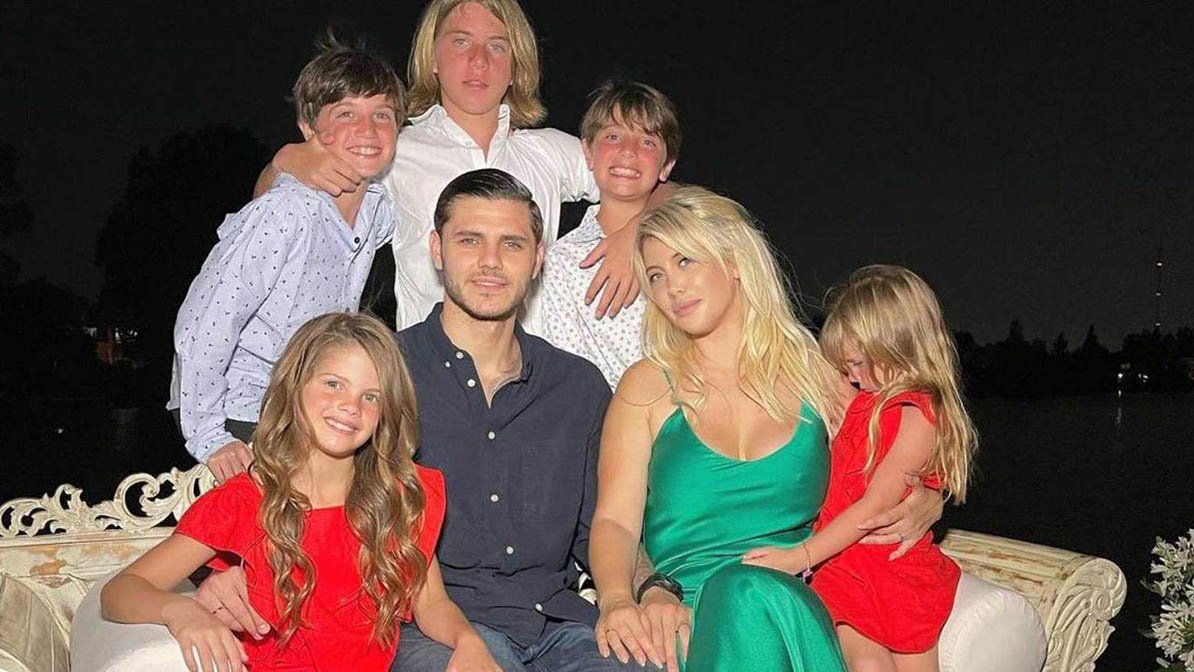 La foto familiar de la Navidad de Wanda Nara y Mauro Icardi.