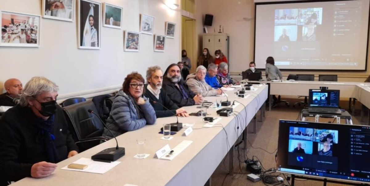 Por el gremio docente CTERA estuvieron en la reunión paritaria la secretaria general Sonia Alesso y el secretario adjunto Roberto Baradel.