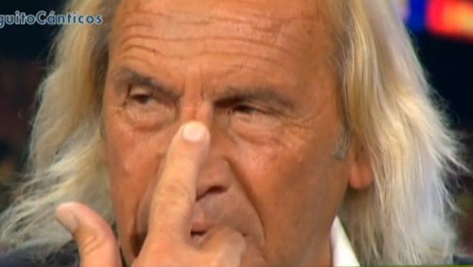 Gatti: “Maradona no quiere que Messi triunfe”