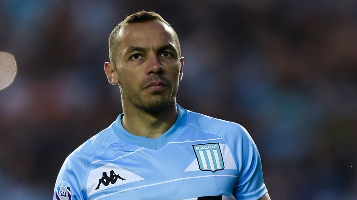 Marcelo Díaz se va de Racing y continuaría jugando en Libertad de Paraguay.