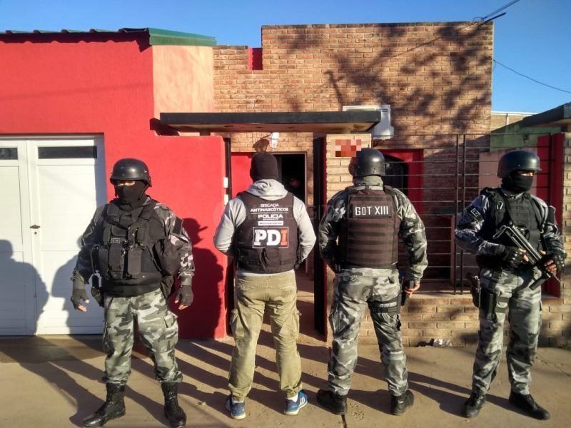 Recreo y Santa Fe: un detenido en allanamientos por droga