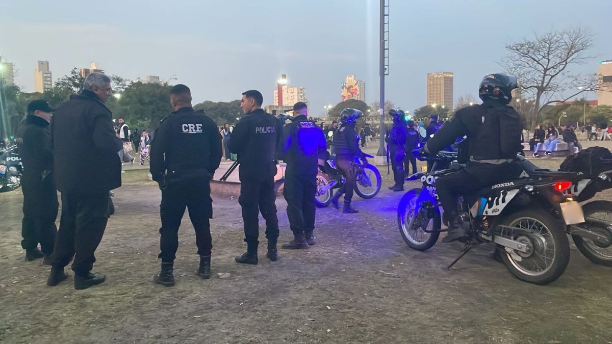 La gresca interrumpió los festejos del Día del Niño en la Plaza Alberdi.