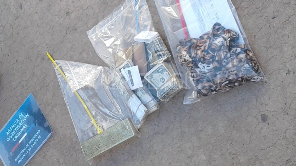 Secuestro. Parte de los elementos que encontró la AIC durante la detención de los investigados.&nbsp; 