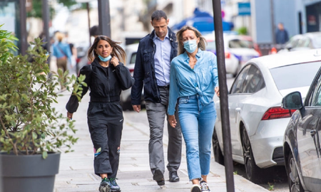 el look deportivo de antonela roccuzzo para ir de compras por paris el look deportivo de antonela roccuzzo para ir de compras por paris