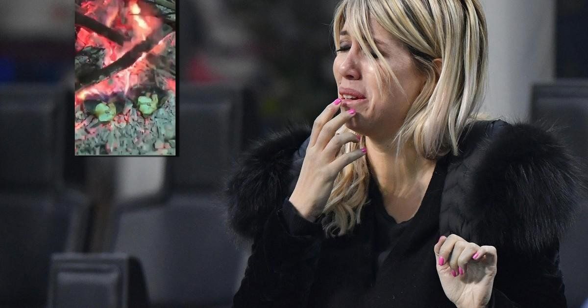 ¿Se viene el divorcio? Los detalles de la foto que eligió Wanda Nara para quemar